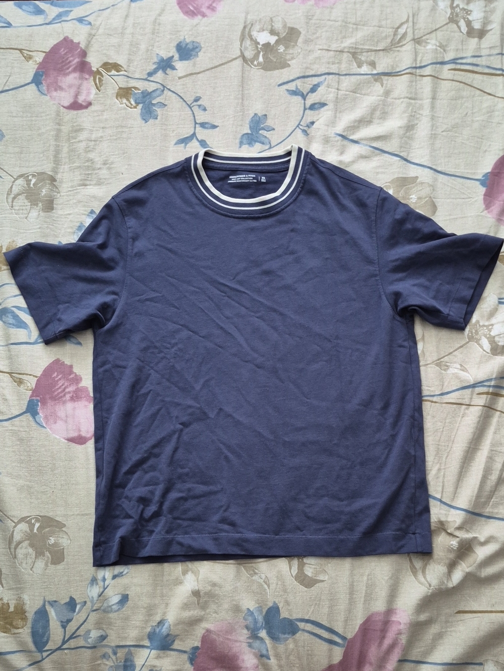 A&F Premium Heavyweight 2.0 Tee XS
